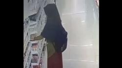 Viral Gadis Cantik Terekam CCTV Mengutil di Minimarket, Ternyata Sudah 5 Kali Ditangkap