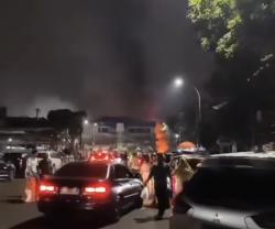 Kawasan Kuliner Pasar Lama Tangerang Kebakaran, 8 Ruko Hangus Dilahap Api