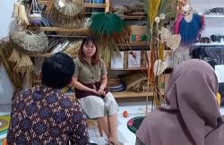 Pelaku UMKM Gunungkidul Keluhkan Sepinya Penjualan Produk, Kalah dengan Belanja Online<