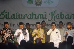 Mahfud MD Silaturahmi ke Sejumlah Ponpes di Jatim Temui Warga Nahdliyin