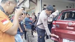 Sebelum Bunuh Mertua, Bule Amerika di Banjar Ngamuk, Rusak Rumah dan 2 Motor<
