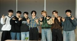 Tampil di Indonesia, RIIZE Penasaran Ingin Coba Nasi Goreng dan Sate Ayam