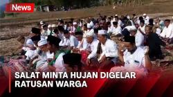 Ratusan Warga Cilacap Gelar Salat Istisqa di Tengah Sawah