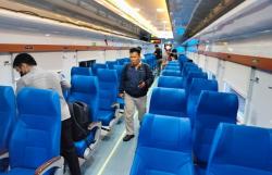Kereta Ekonomi New Generation Mulai Beroperasi, Ini Fakta Harga Tiket dan Desain Bangku Idaman<