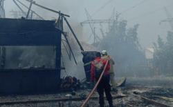 Kebakaran Hanguskan Rumah Makan di Tangerang Diduga akibat Gas Bocor, 1 Orang Terluka