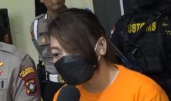 Kurir Narkoba Cantik Tertangkap Hendak Selundupkan 10.027 Pil Ekstasi dari Malaysia<