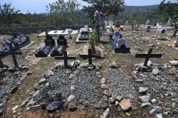 Pemakaman Massal Korban Tsunami dan Likuefaksi Palu 5 Tahun Lalu Dipenuhi Peziarah
