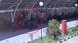 Bapak-Anak Kompak Curi Motor di Rusun Dukuh Menanggal Surabaya, Aksinya Terekam CCTV<