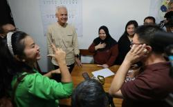 Ganjar Pranowo Sapa dan Beri Motivasi Penyandang Disabilitas di Jakarta<