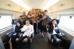 Hary Tanoesoedibjo Jajal Kereta Cepat Whoosh: Cepat Sekali, Ekonomi Lebih Efisien