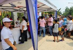Warga Rusun Cakung Apresiasi Bazar Murah Partai Perindo: Sangat Membantu