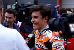 Bye-Bye Honda! Bagnaia Goda Marquez, Sinyal Kuat Baby Alien Hijrah ke Ducati?