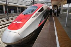 Bocoran Tarif Kereta Cepat Whoosh Rp250.000, Feeder Padalarang-Bandung Rp50.000<