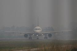 Mencekam, Pesawat Mendarat Darurat usai Penumpang Coba Matikan Mesin dari Kokpit