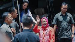 Ibu Negara Iriana Jokowi Terpikat Produk UMKM Kota Bandung, Borong Baju dan Kriya<