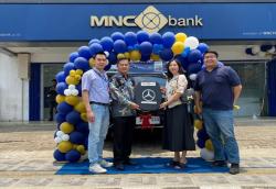 Nasabahnya Loyal, MNC Bank Berikan Hadiah Mercedes Benz GLC 300