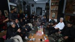 Doel Sumbang, Budi Dalton dan Man Jasad Nongkrong Bareng Ganjar di Bandung