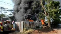 Toko Ban Vulkanisir di Majalengka Ludes Terbakar, Pemilik Rugi Ratusan Juta<