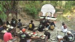  Kekeringan Ekstrem, Seniman dan Dalang Cilik di Grobogan Gelar Ritual Minta Hujan