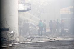 Kebakaran Pabrik Furniture Ekspor di Sidorajo, 10 Mobil Damkar Dikerahkan