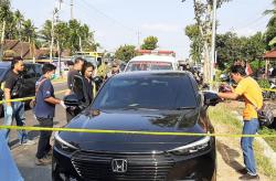 Warga Kulonprogo Gempar, Pengemudi Mobil Ditemukan Meninggal Dalam Mobil