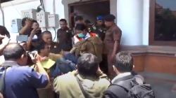 Rektor Unud Resmi Ditahan di Lapas Kerobokan Bareng 3 Tersangka Kasus Dugaan Korupsi SPI<