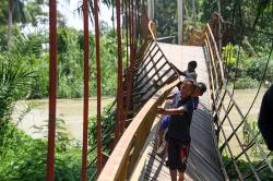 Jembatan Gantung Penghubung 6 Kecamatan di Aceh Utara Ambruk
