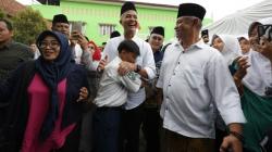 Siswa MTs NU Tasikmalaya Ingin Jadi Anak Angkat dan Peluk Ganjar Pranowo