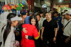 Beruntung Banget Buruh Cuci Steam Mobil Dapat Hadiah Jutaan dari Hary Tanoesoedibjo 