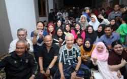 Ngariung di Kampung Nyalindung Bogor, Warga Buktikan Ganjar Pranowo Merakyat<
