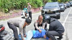 Aksi Heroik Wakapolda Papua, Sigap Tolong Korban Kecelakaan di Jayapura
