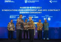 Komitmen Dorong Ekonomi, bank bjb Teken Kredit Sindikasi Pembangunan Pabrik Pusri III<