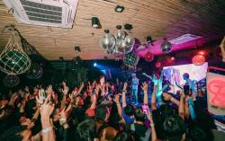 Siapa Pemilik Lucy In The Sky? Ternyata Ini Sosoknya