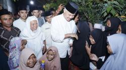 Silaturahmi ke Ponpes Nurul Muhsinin, Ganjar dan TGB Disambut Para Ulama dan Ratusan Santri