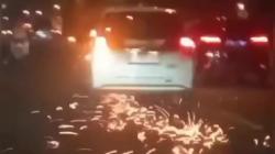 Kecelakaan di Bandung, Minibus Sigra Tabrak dan Seret Motor Korban di Jalan Pasteur<