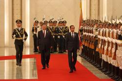Presiden Jokowi dan Presiden China Xi Jinping Inspeksi Pasukan 