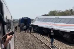 Kecelakaan KA Argo Semeru, Sejumlah Gerbong Terguling Keluar Lintasan
