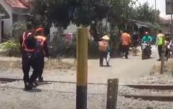 Kronologi Siswi SMK di Blitar Diduga Bunuh Diri Tabrakkan Tubuh ke KA Gajayana