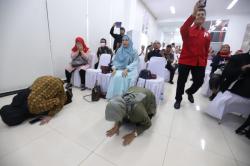 Mahfud MD Dampingi Ganjar Pranowo, Relawan Sujud Syukur