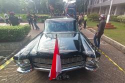 Penampakan Mobil Dinas Soekarno yang Akan Digunakan Ganjar-Mahfud Daftar ke KPU