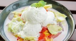 8 Pilihan Es Paling Enak di Indonesia, Legendaris dan Segar Wajib Dicoba!