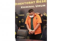 Tampang Pengemudi Fortuner Pakai Plat Polisi Palsu Ugal-ugalan Kini Ditahan