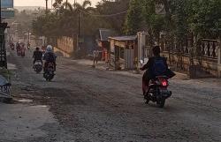 Viral Jalan Karangjati Bantul Rusak dan Berdebu