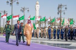 Momen Presiden Jokowi Disambut Putra Mahkota Arab Saudi Mohammed bin Salman