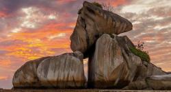 Surga Tersembunyi di Belitung, di Desa Terpencilnya Punya Pemandangan Batuan Granit Raksasa 