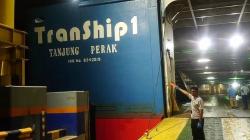 Olah TKP Kebakaran KMP Tranship 1 di Pelabuhan Bakauheni, Kerugian Capai Rp1 Miliar