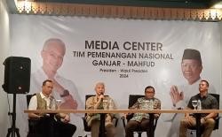 Kunjungi Media Center TPN GP, Ganjar Janji Hadirkan Wajah-Wajah Baru sebagai Jubir