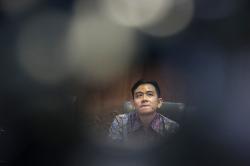 Anwar Usman Diberhentikan sebagai Ketua MK, Begini Respons Gibran<