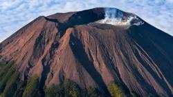 Fakta Menarik Gunung Slamet, Jadi Kunci Pulau Jawa hingga Tertinggi di Jawa Tengah