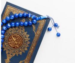 Hukum Tajwid Surat Al-Mu'min Ayat 51 Lengkap Artinya, Cara Membaca serta Penjelasannya